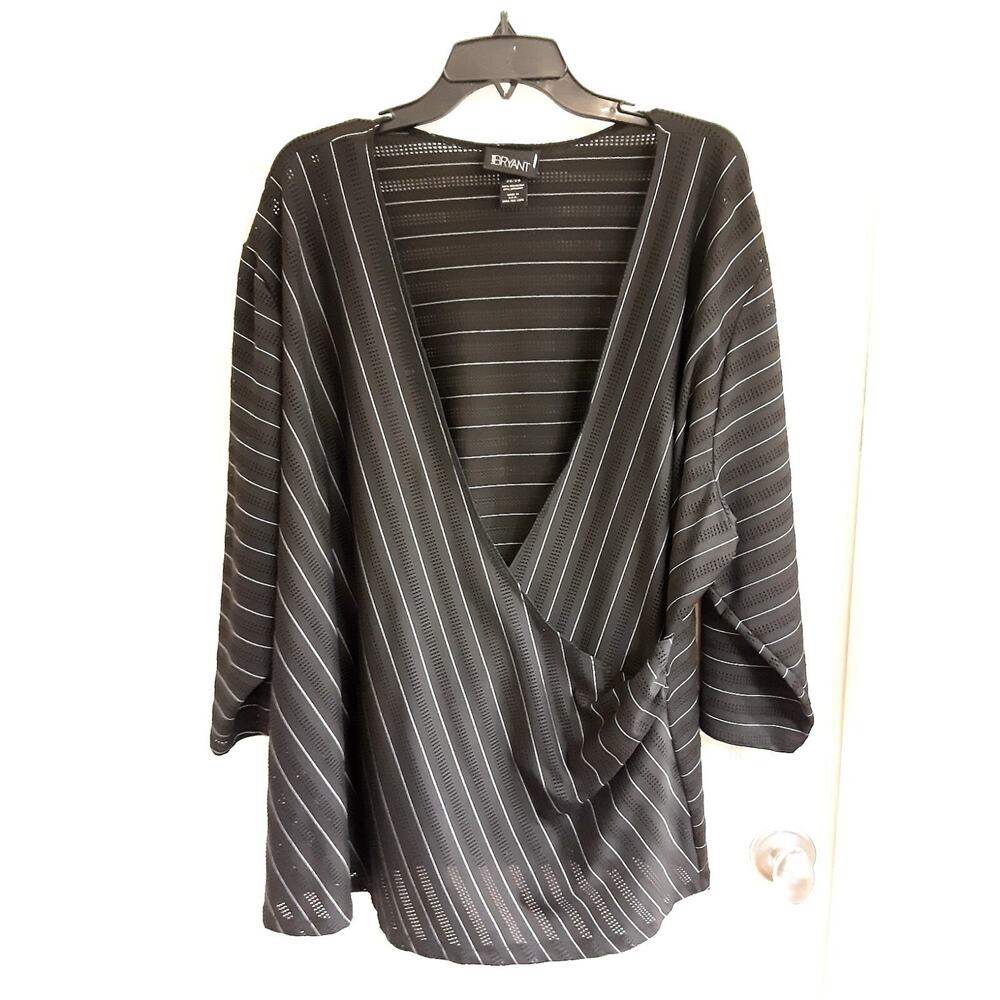 Lane Bryant Blouse Women's Plus Size 26/28, black & gray vneck Sheer Capsule